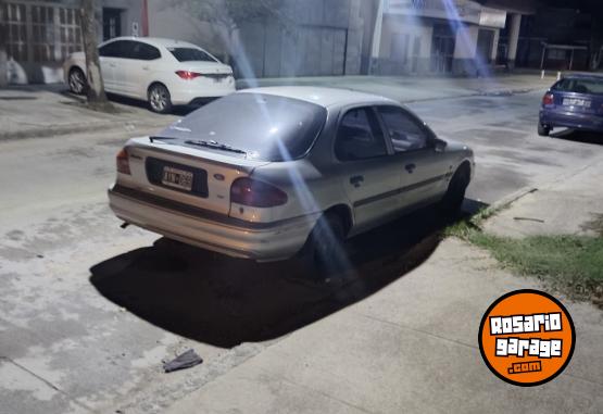 Autos - Ford Mondeo 1996 GNC 111111Km - En Venta