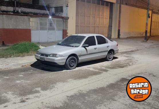 Autos - Ford Mondeo 1996 GNC 111111Km - En Venta