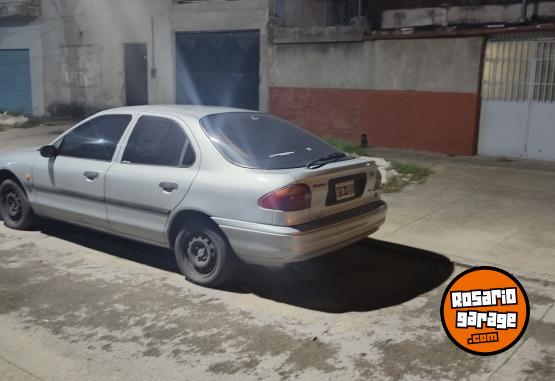 Autos - Ford Mondeo 1996 GNC 111111Km - En Venta