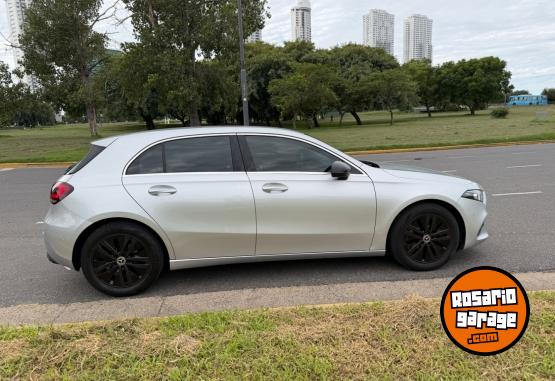 Autos - Mercedes Benz A200 2019 Nafta 61000Km - En Venta