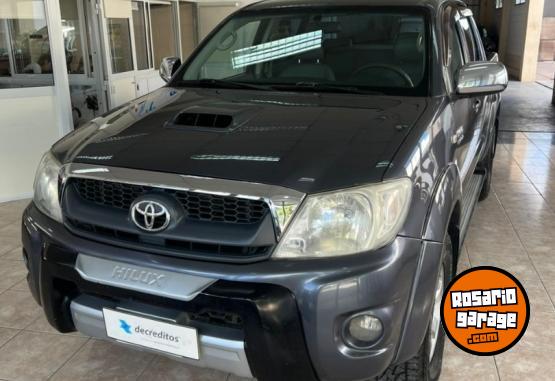 Camionetas - Toyota HILUX SRV 4X2 2011 Diesel 237561Km - En Venta