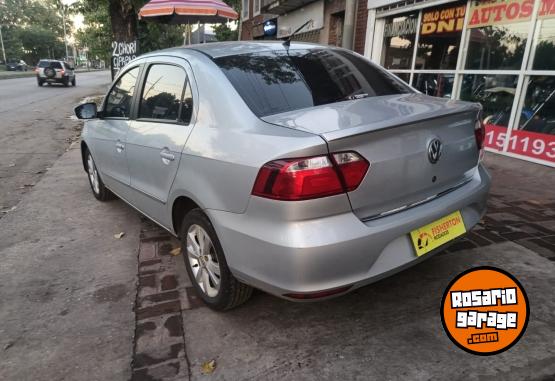 Autos - Volkswagen VOYAGE higline 2014 Nafta 111111Km - En Venta