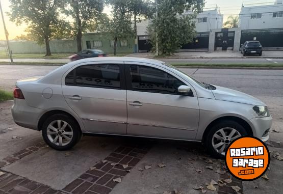 Autos - Volkswagen VOYAGE higline 2014 Nafta 111111Km - En Venta