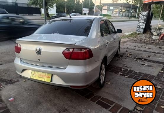 Autos - Volkswagen VOYAGE higline 2014 Nafta 111111Km - En Venta