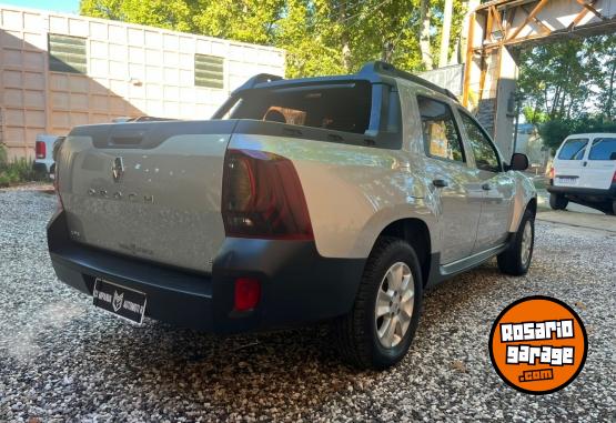 Utilitarios - Renault OROCH DYNAMIQUE 2016 Nafta 140000Km - En Venta