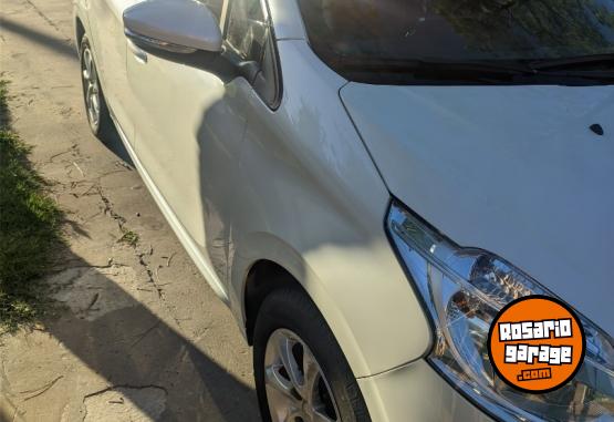 Autos - Peugeot 208 2016 Nafta 33500Km - En Venta