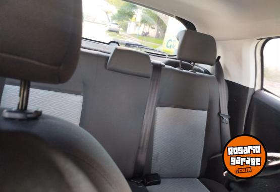 Autos - Peugeot 208 2016 Nafta 33500Km - En Venta