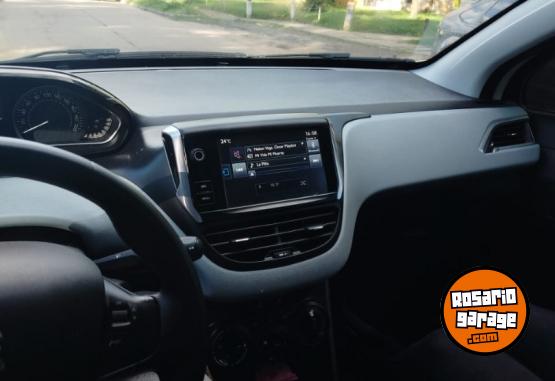 Autos - Peugeot 208 2016 Nafta 33500Km - En Venta
