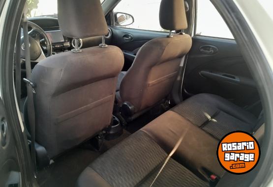 Autos - Toyota Etios 2016 Nafta 167000Km - En Venta