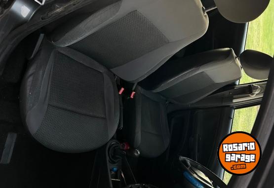 Autos - Volkswagen Gol trend 2017 GNC 164500Km - En Venta