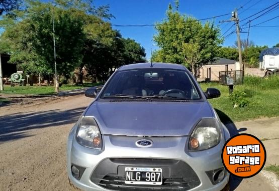 Autos - Ford Ka fiesta gol 206 corsa 2014 Nafta 157000Km - En Venta