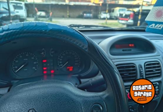 Autos - Renault Clio 2001 Nafta 173000Km - En Venta