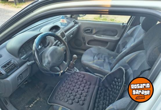 Autos - Renault Clio 2001 Nafta 173000Km - En Venta