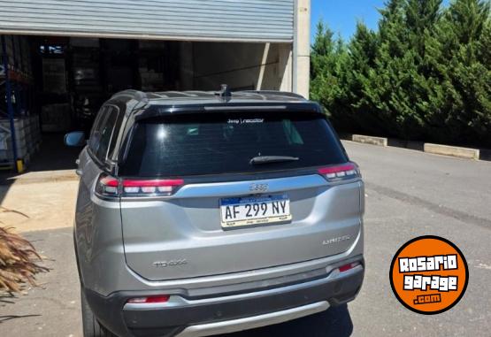 Camionetas - Jeep Commander Limited 2.0TDI 2022 Diesel 129000Km - En Venta