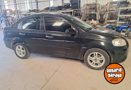 Autos - Chevrolet Aveo 2011 GNC 185000Km - En Venta