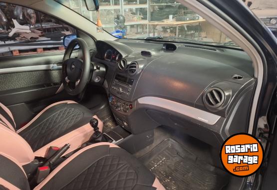 Autos - Chevrolet Aveo 2011 GNC 185000Km - En Venta
