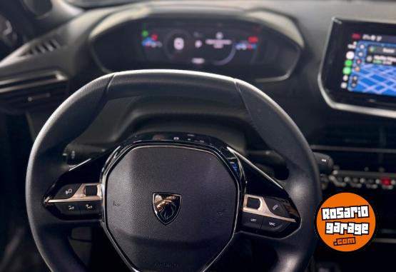 Autos - Peugeot 2008 ACTIVE 2025 Nafta 10000Km - En Venta