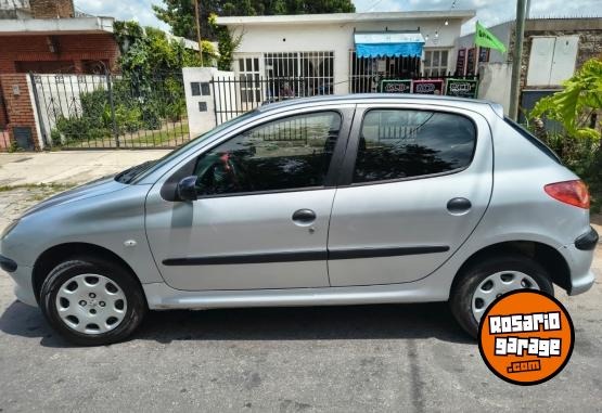 Autos - Peugeot 206 2009 Nafta 178000Km - En Venta