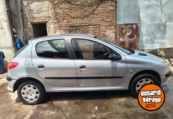 Autos - Peugeot 206 2009 Nafta 178000Km - En Venta