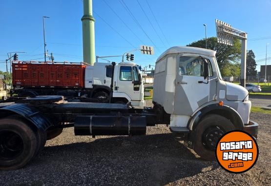 Camiones y Gr�as - VENDO MERCEDES-BENZ 1 L-1114 TURBO A�O 1979 - En Venta