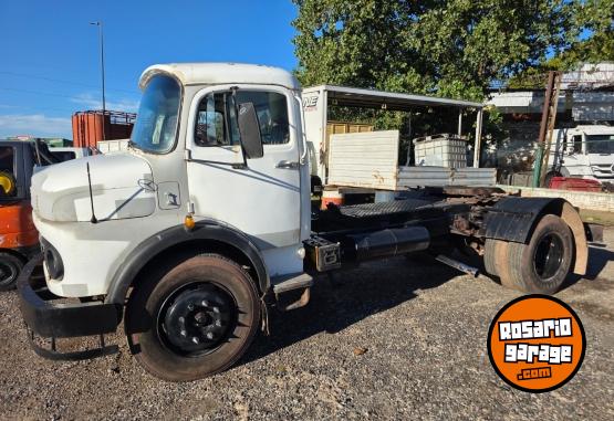 Camiones y Gr�as - VENDO MERCEDES-BENZ 1 L-1114 TURBO A�O 1979 - En Venta