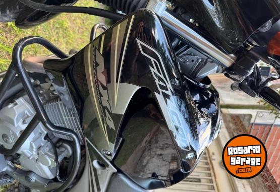 Motos - Honda NX400 2010 Nafta 27000Km - En Venta