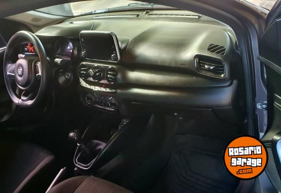 Autos - Fiat Cronos drive 1.3 2021 GNC 93000Km - En Venta