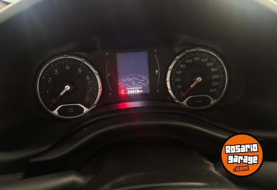 Autos - Otra marca JEEP RENEGADE SPORT 1.8L 2024 Nafta 24419Km - En Venta