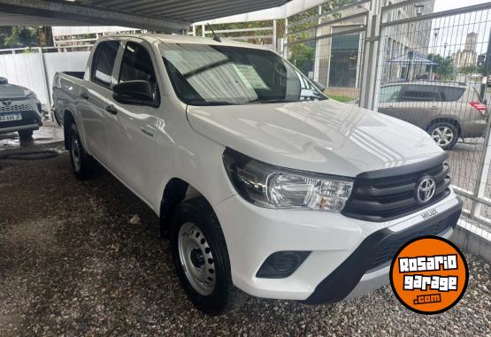 Camionetas - Toyota Hilux DC SX 2.4 2024 Diesel 24500Km - En Venta