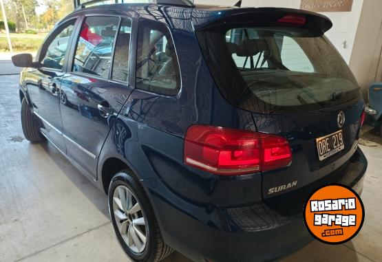 Autos - Volkswagen Suran Highline 2015 Nafta 140000Km - En Venta