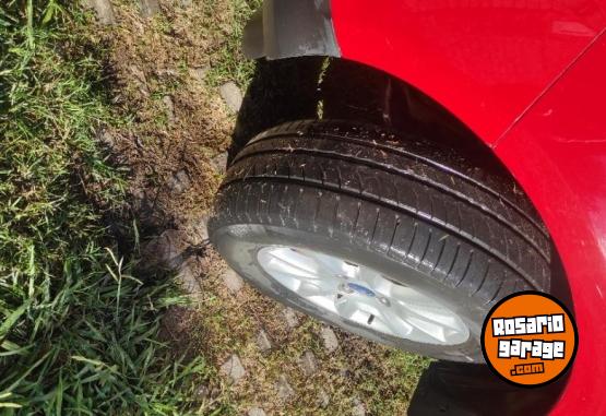 Autos - Ford SE 1.5 2019 Nafta 64000Km - En Venta