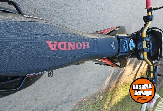 Motos - Honda Tornado 2017 Nafta 14000Km - En Venta