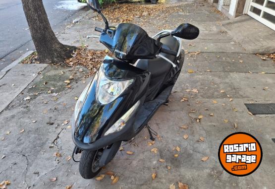 Motos - Honda elite 2011 Nafta 22000Km - En Venta