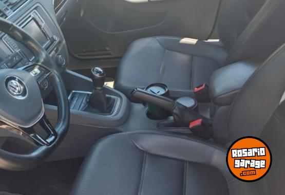 Autos - Volkswagen Vento 2017 Nafta 254000Km - En Venta