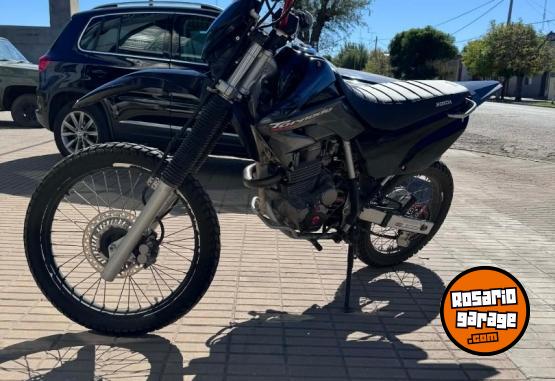 Motos - Honda tornado xr 250 293 2011 Nafta 23500Km - En Venta