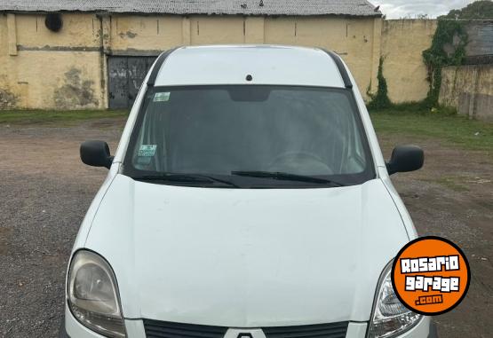 Utilitarios - Renault Kangoo furgon 2015 Nafta 1500Km - En Venta