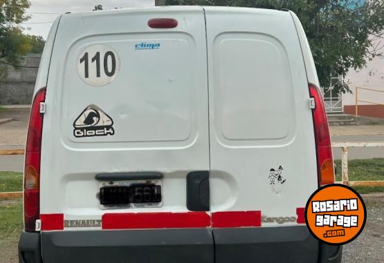 Utilitarios - Renault Kangoo furgon 2015 Nafta 1500Km - En Venta