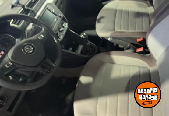 Autos - Volkswagen Voyage 2017 GNC 112000Km - En Venta