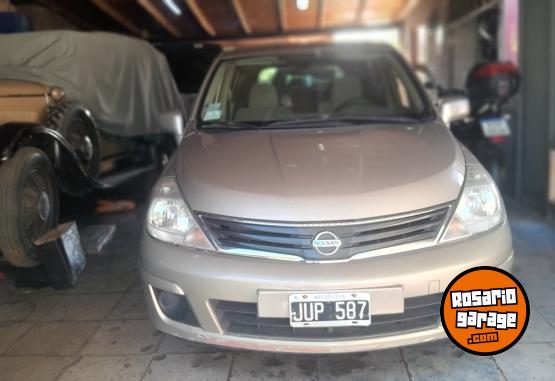 Autos - Nissan Tiida 2011 Nafta 190000Km - En Venta