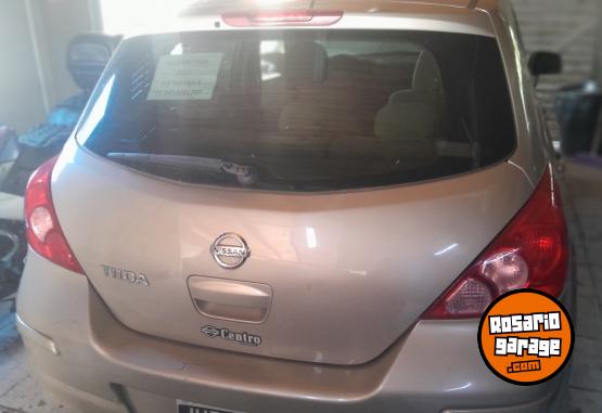 Autos - Nissan Tiida 2011 Nafta 190000Km - En Venta