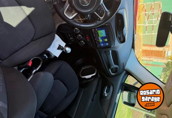Camionetas - Jeep Renegade Sport Plus 2017 Nafta 115000Km - En Venta