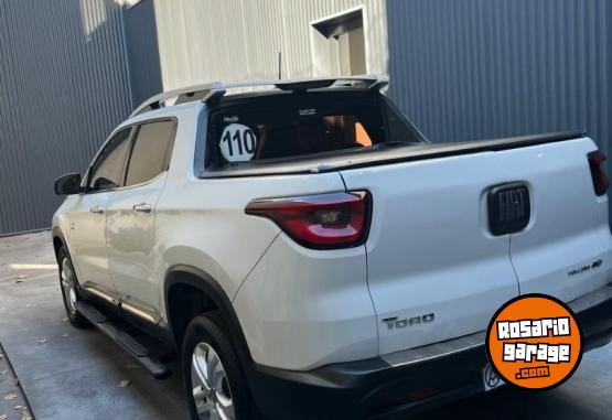 Utilitarios - Fiat TORO VOLCANO 4X4 2017 Diesel 140000Km - En Venta