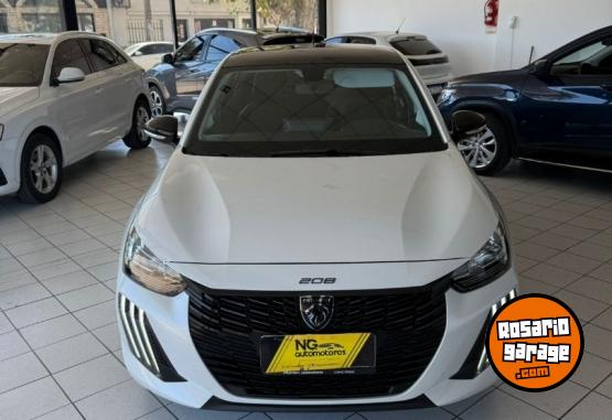 Autos - Peugeot 208 Allure Pack 2025 Nafta 19000Km - En Venta