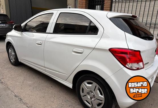Autos - Chevrolet ONIX JOY + PLUS 2017 Nafta 106000Km - En Venta