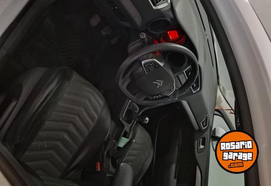 Autos - Citroen C4 lounge 2014 Nafta 178000Km - En Venta