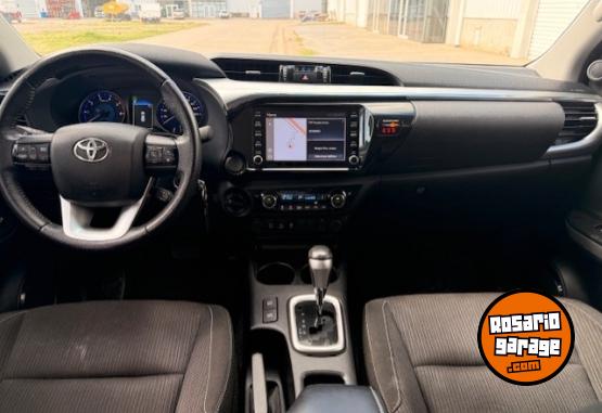 Camionetas - Toyota Hilux SRV 4 x 4 Aut 2020 Diesel 58000Km - En Venta