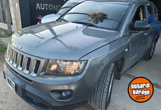 Camionetas - Jeep Compass 4x4 2014 Nafta 126000Km - En Venta