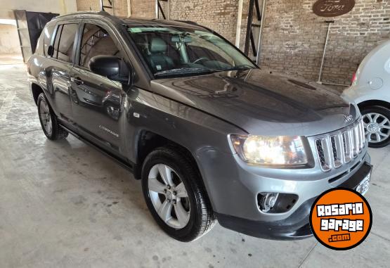 Camionetas - Jeep Compass 4x4 2014 Nafta 126000Km - En Venta