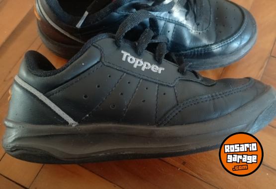 Indumentaria - Zapatillas Topper talle 33 - En Venta