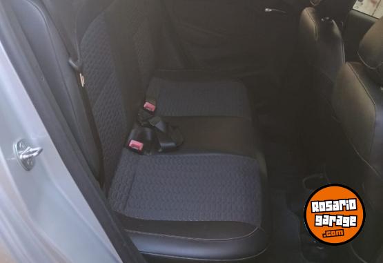 Autos - Chevrolet Onix 2017 Nafta 31000Km - En Venta